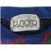 Image 3 : 2 Tundra Sweaters Size Large