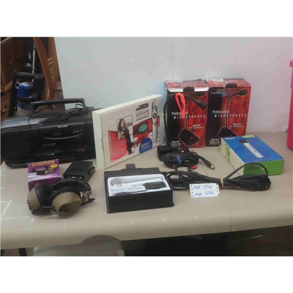 2 Professional Microphones , Wireless Microphone and Cables, Music 