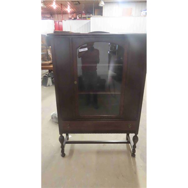 Oak China Cabinet 62'' x 40'' x 17''