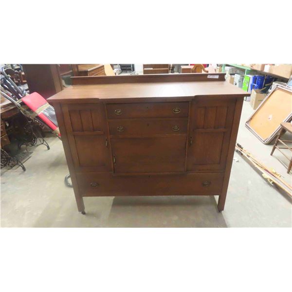 Oak 1/4 Cut Buffet 40'' x 50'' x 21''