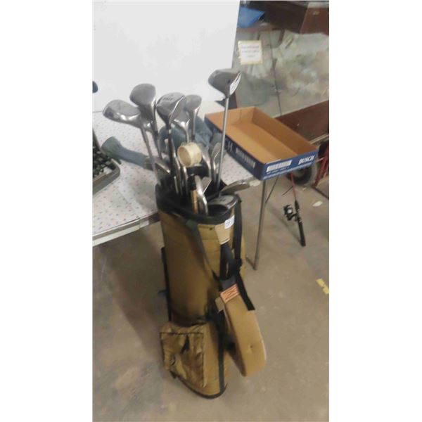 17 Right Handed Golf Clubs  
