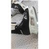 Image 3 : Like New Daoust 100 Super Hockey Skates , Bauer Figure Skates 