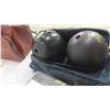 Image 5 : (4) 10 Pin Bowling Balls
