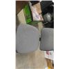 Image 3 : Office Chair , Open Shelf 30'' x 35'' x 11'' 
