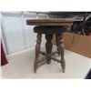 Image 8 : Vintage Viking Radio, Piano Stool Needs Repair