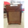 Image 7 : Vintage Arcadio Radio Missing Knobs/Needs Repair 22'' x 11'' x 32'' 