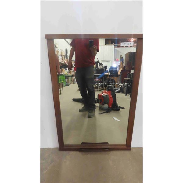 Wood Frame Mirror 27'' x 40'' 