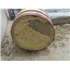 Image 4 : Wood Barrel & Vintage Lantern