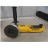 Image 4 : Dewalt Cordless 20V: 6 1/2" Circular Saw, 1/2" Drill Driver, 4 1/2" Grinder,