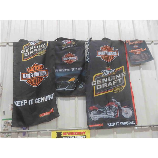 (4) Harley Davidson Flags