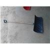 Image 2 : 3 Snow Shovels
