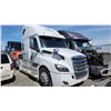 Image 1 : REPO:2023 FREIGHTLINER CASCADIA 126" SLEEPERCAB