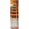 Image 1 : 24' EXTENTION LADDER