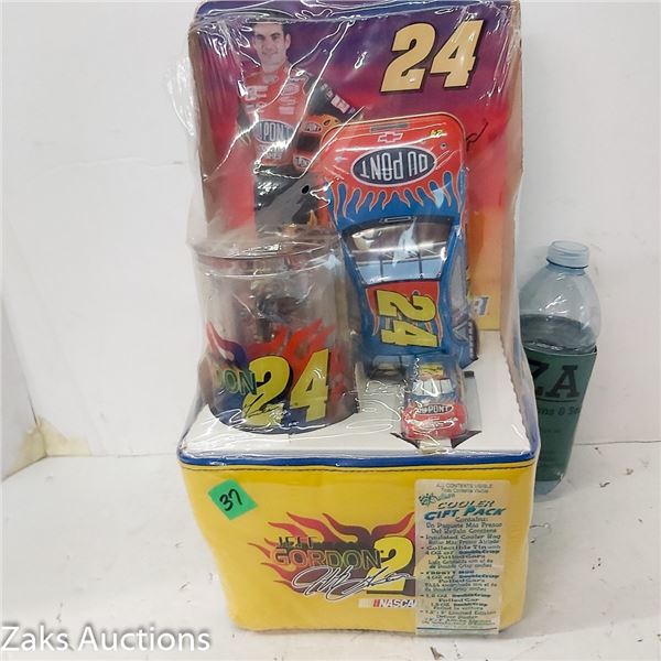 Cooler Gift Pack | Jeff Gordon 24 | Contains: Tin, Frosty Mug, 1.5oz Double Crisp, Limited Ediotn Dr