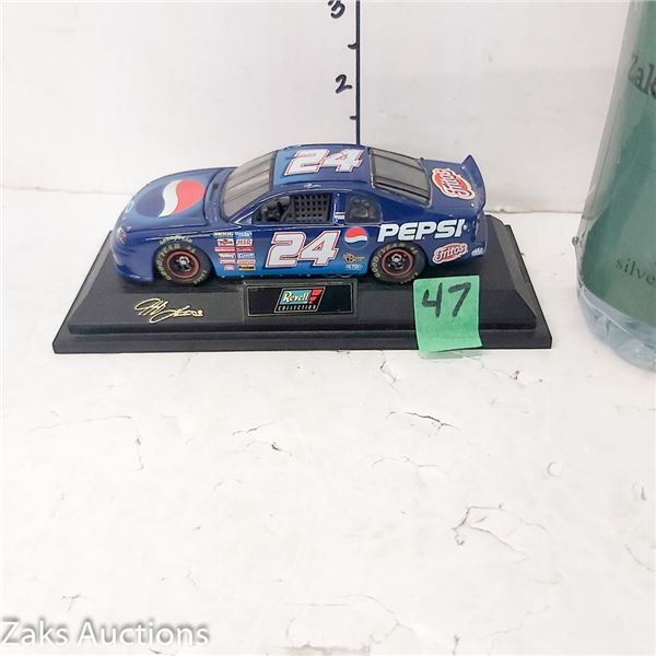 Jeff Gordon | Pepsi | Die Cast Car | Revell Collection