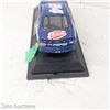 Image 3 : Jeff Gordon | Pepsi | Die Cast Car | Revell Collection