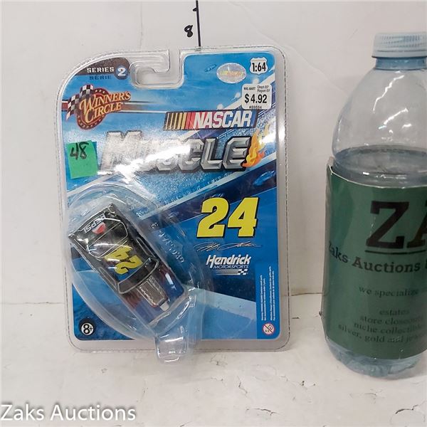 Nascar Muscle | Series 2 | Winners Circle | Jeff Gordon 24 | 1;64 Scale