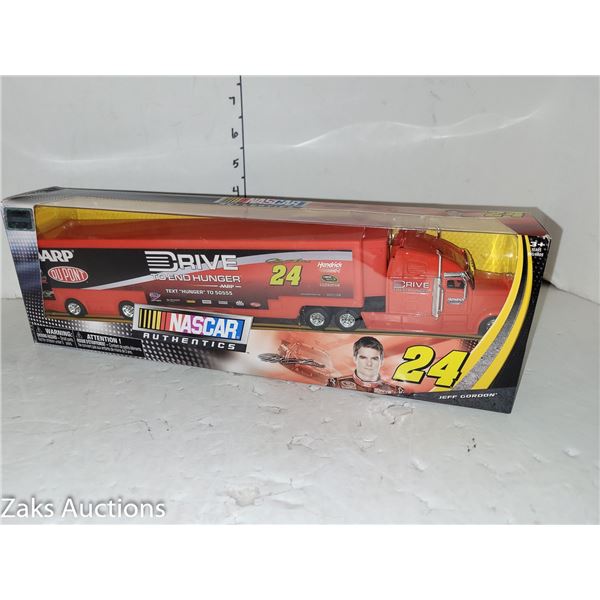 24 Jeff Gordon | Nascar Authentics | Drive To End Hunger Trailer Hauler | 1:64
