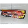 Image 1 : 24 Jeff Gordon | Nascar Authentics | Drive To End Hunger Trailer Hauler | 1:64