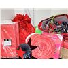 Image 10 : Red Lot of Party Decorations (New)