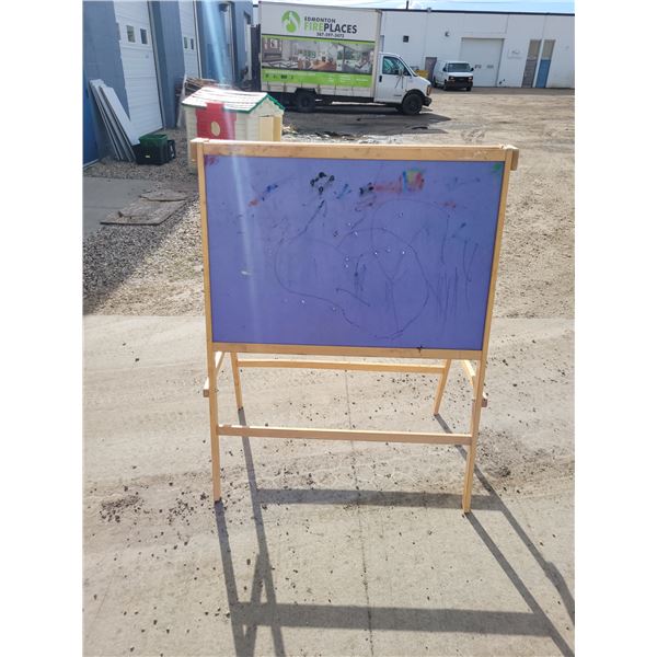 Estate | Large Childrens Stand Up Easel