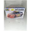 Image 4 : New | Revell | Jeff Gordon 24 | Du Pont 2004 Monte Carlo | Model Kit | 1:24 | Skill 3