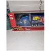 Image 2 : Blue | Jeff Gordon | 1:64| Winners Circle | Trailer