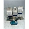 Image 1 : Lot of MAC Valves