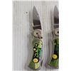 Image 5 : (4) John Deere Tractor Folding Knives