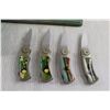 Image 6 : (4) John Deere Tractor Folding Knives