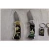 Image 3 : (2) Marilyn Monroe Folding Knives and Keychains