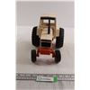 Image 3 : Case 1/16 Model 1370 Agri King Toy Tractor