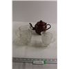 Image 1 : (2) Glass Pitchers, Brown Teapot