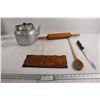 Image 1 : Rolling Pin, Kettle, Assorted Kitchen Items