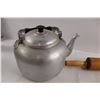 Image 2 : Rolling Pin, Kettle, Assorted Kitchen Items