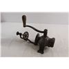Image 5 : Antique Arcade Coffee Grinder
