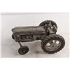 Image 2 : Vintage Hubley Toy Tractor - 1/16