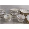 Image 4 : 25-Piece Royal Albert Memory Lane Dish Set