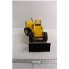 Image 4 : Tonka XMB-975 Front End Loader Toy
