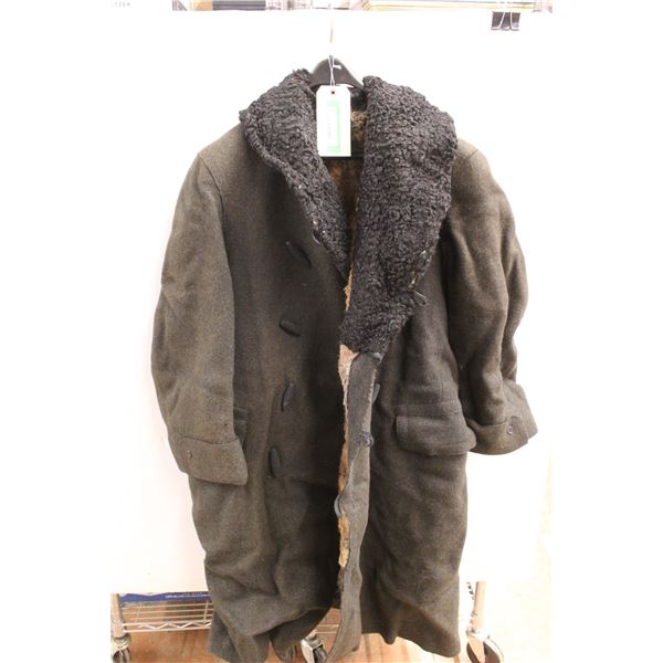 *Vintage Felt & Fur Coat
