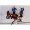 Image 1 : Superman Lot: Novel, Singing Statue, Tiny "Lunch box", Misc