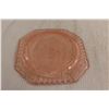 Image 4 : Pink Depression Glass Rose Pattern Plate