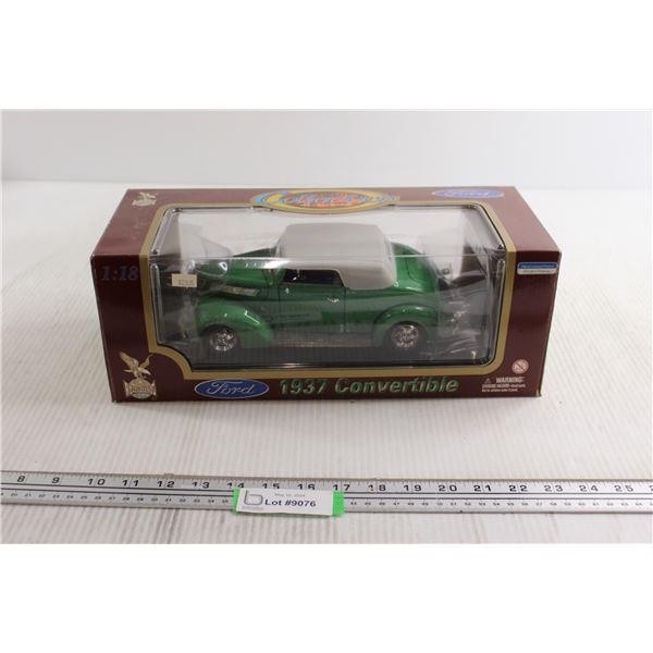 Road Legends 1937 Ford Convertible Die Cast - 1/18