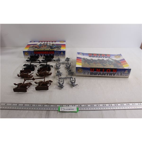 Italery Confederate Calvary and Union Infantry Figurine Packs - (1) Pack Sealed