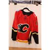 Image 1 : *Matthew Tkachuk Calgary Flames Hockey Jersey - Size 54