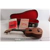 Image 1 : Ukulele with Manuals