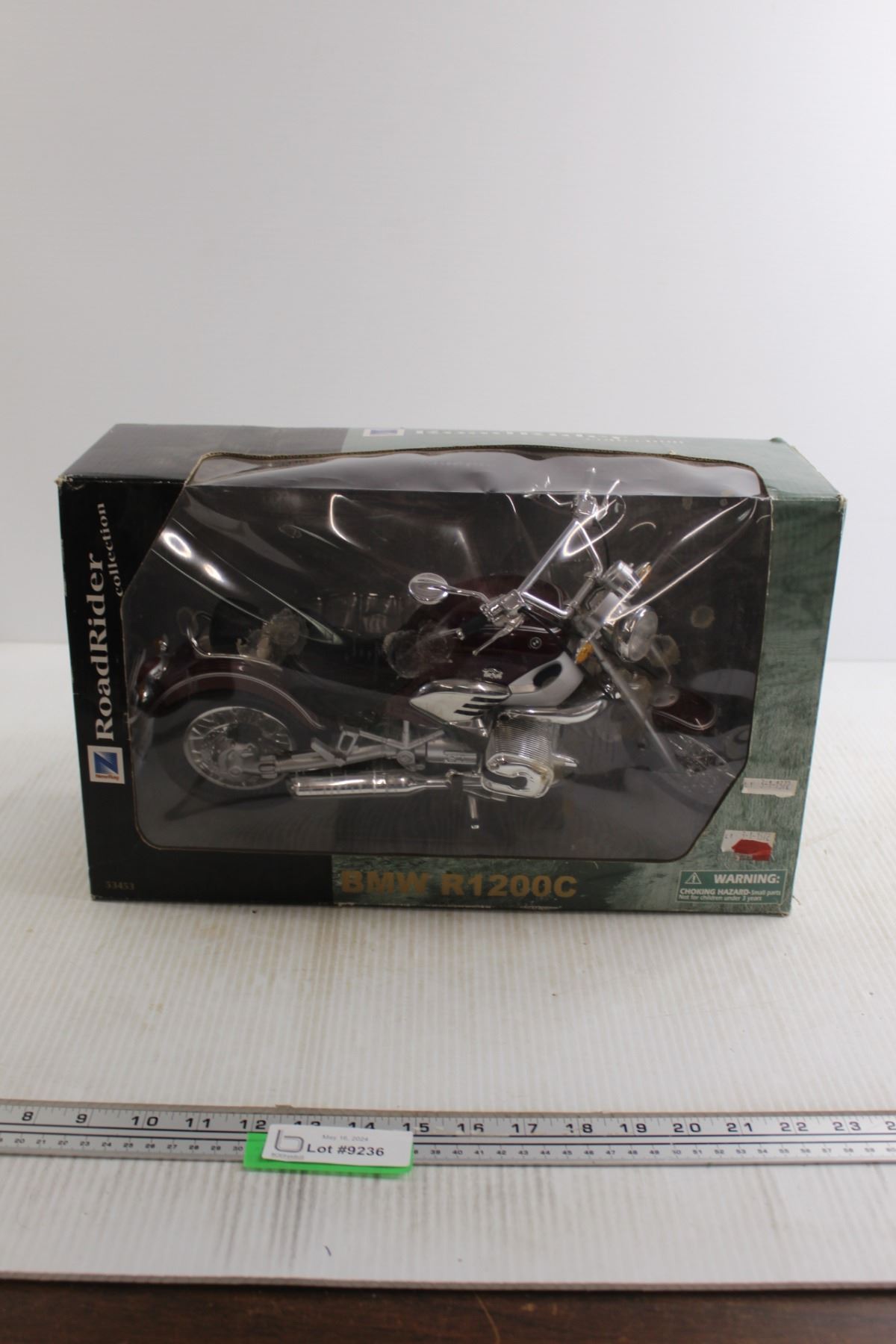 MAQUETTE MOTO BMW R1200C en plastique dur New-Ray 1999 EUR 30,00 MAQUETTE MOTO BMW R1200C en plastique dur New-Ray 1999 EUR 30,00