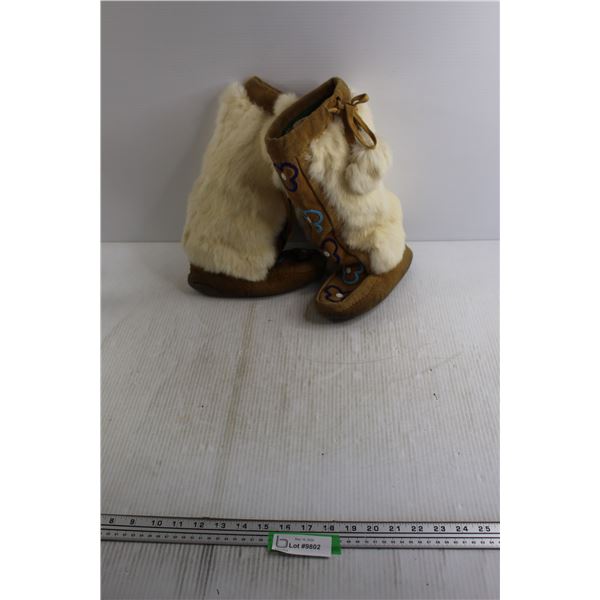 Women's Fur and Beaded Mukluks - Size Unknown