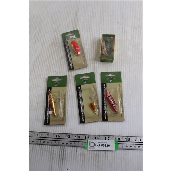 Cisco Kid and (4) Canadian Northern Plugs in Boxes