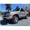Image 2 : A11 --  2005 CHEVROLET BLAZER 4X4 , Brown, 295030 KM